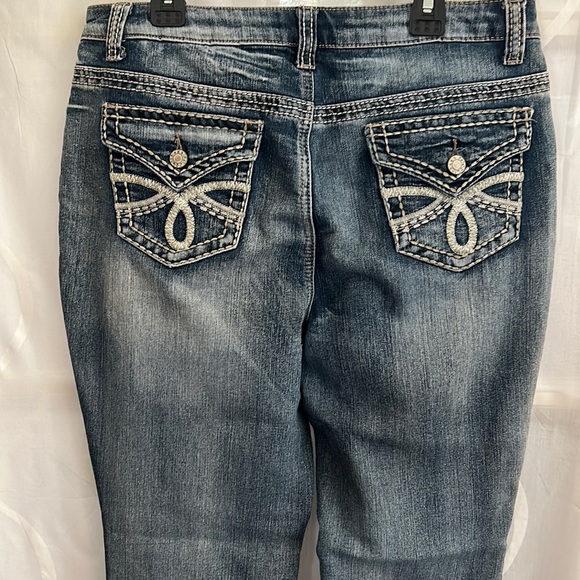 Cato Premium Mid Rise Jeans, Size 12P - Picture 3 of 9